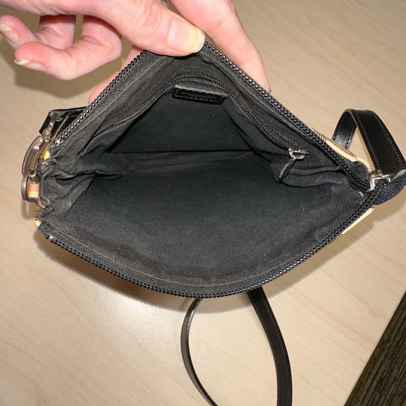 WOW POSHMARK - FESTIVAL READY Authentic Burberry Crossbody w/Hands-free Freedom! - Picture 10 of 12